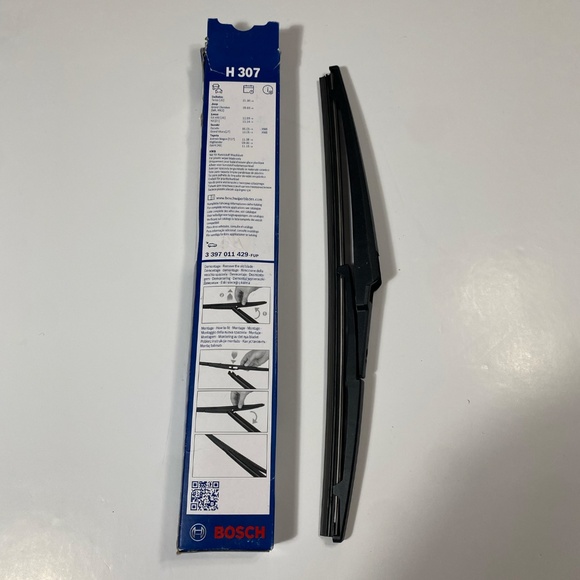 Bosch H307 rear windshield wiper blade, sized 300mm/12 inches - Picture 4 of 4